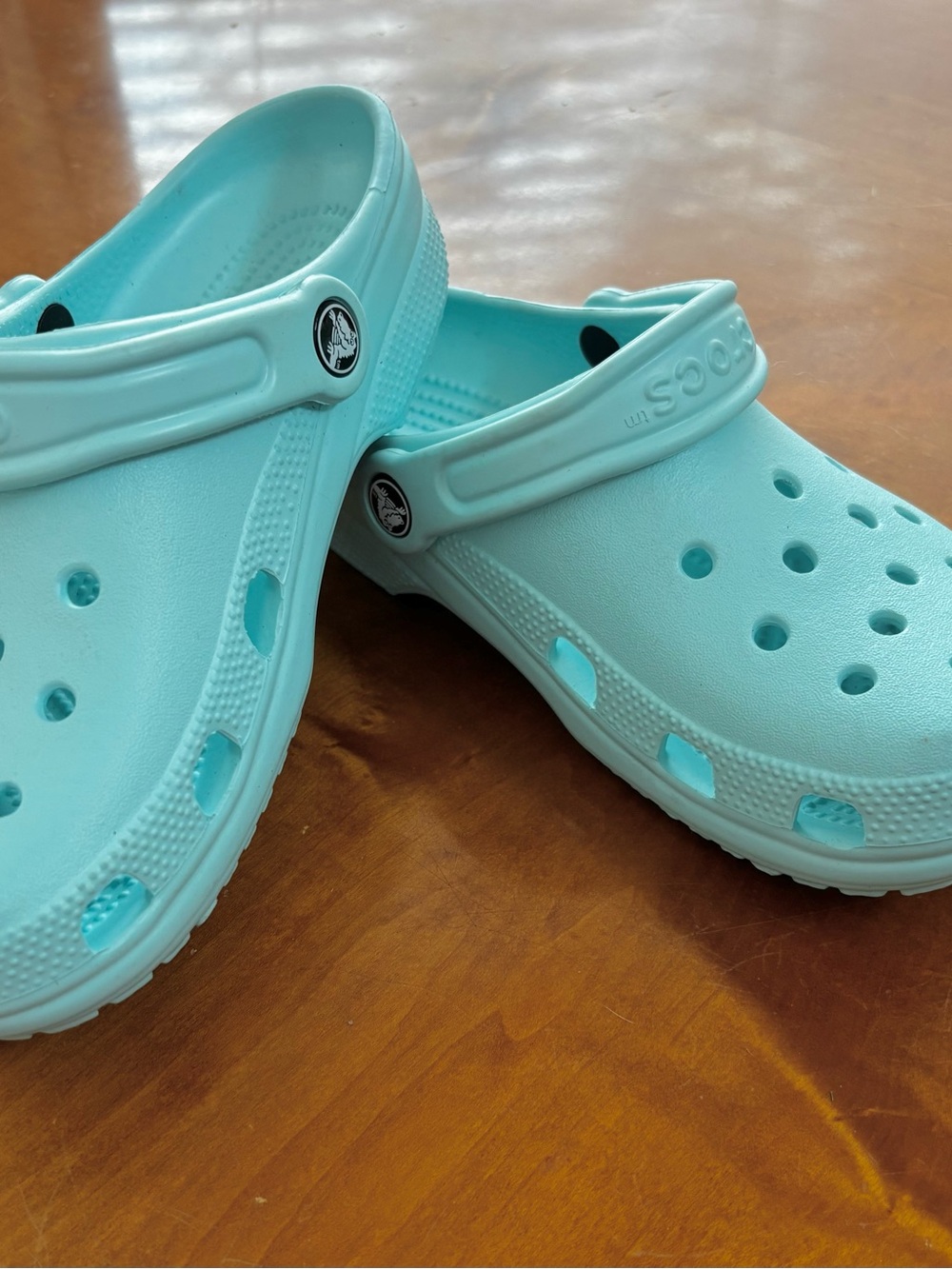 CROCS Classic Clog in Light Blue Aqua